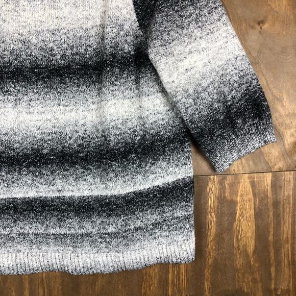 Lane Bryant Womens Sweater Black White Striped Crew Neck 3/4 Sleeve 14/16 - Picture 5 of 12